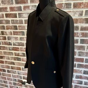 Tahari blazer with golf buttons